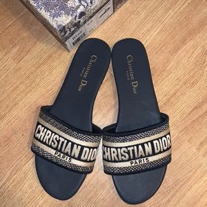 DIOR SLIDE